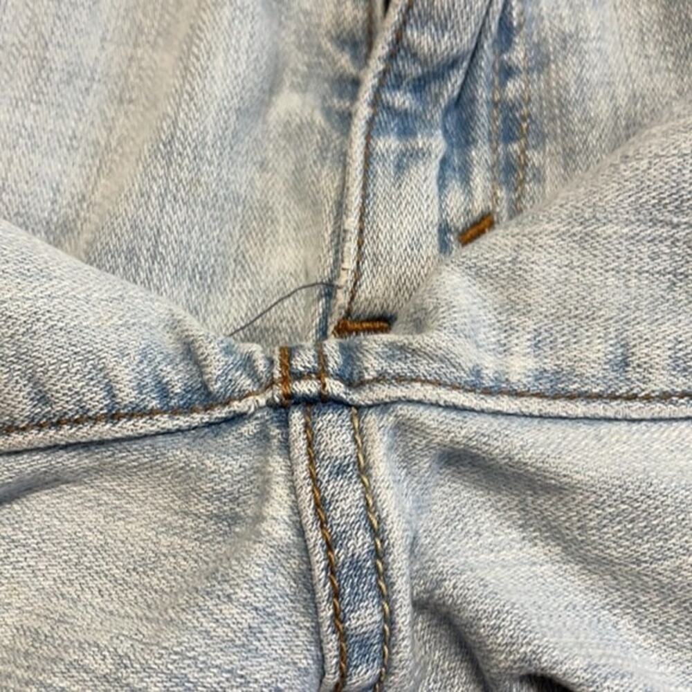 Levi’s Vintage High Rise Denim Shorts Light Wash Size 12 - Picture 6 of 10